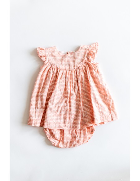 vestido blanco con salmon