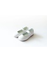 zapatos blancos