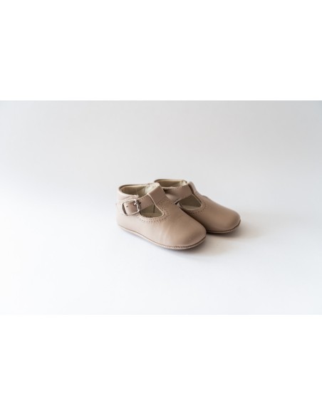 zapatos beige