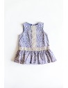 vestido morado con flores beige