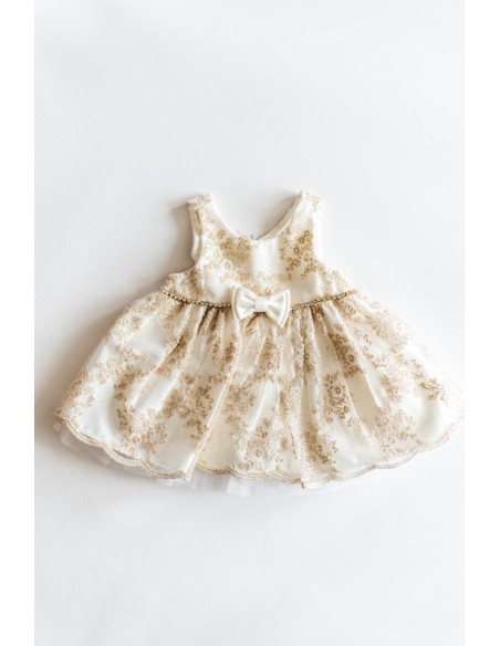 vestido blanco con dorado