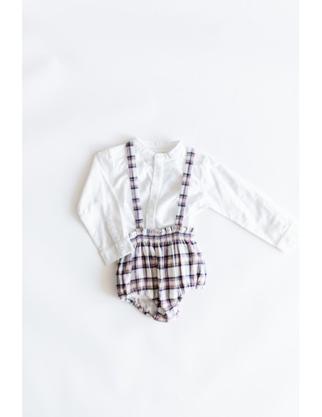 set camisa blanca calzon concho de vino con azul.