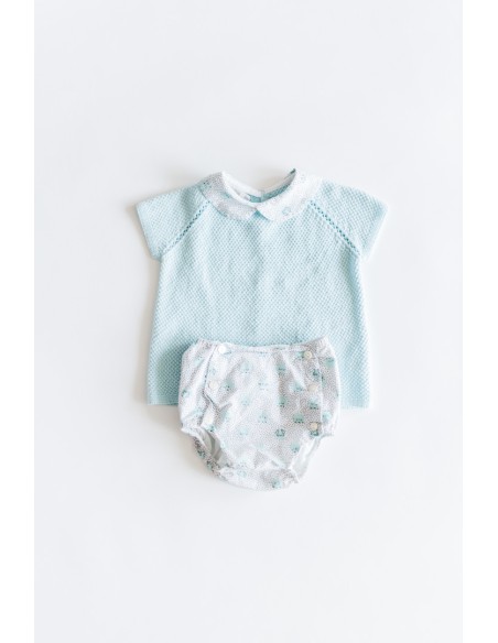 set short puntos grises con gatos turquesas