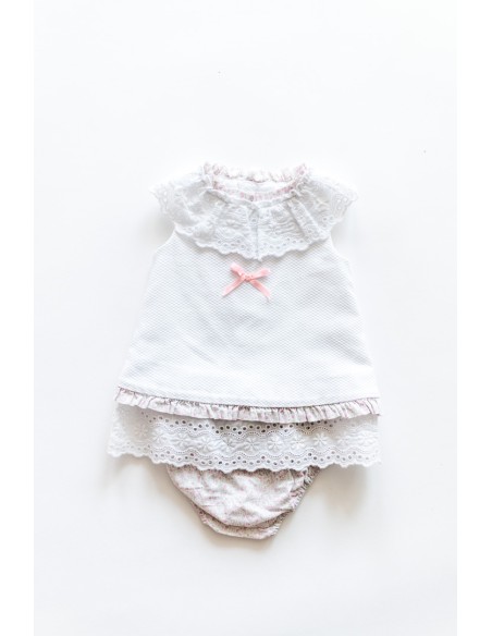 set calzon flores y top blanco con flores