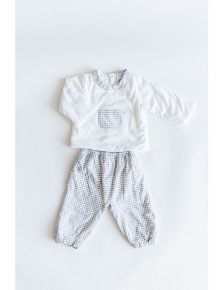 set pantalon blanco cuadros cafes y azul camiseta manga larga