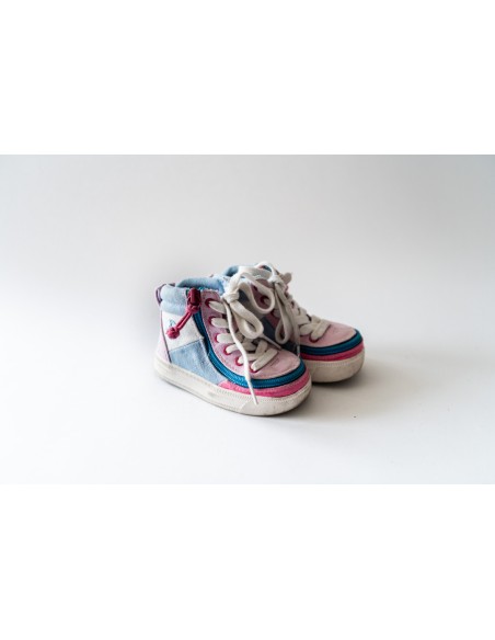 sneakers rosados con celeste