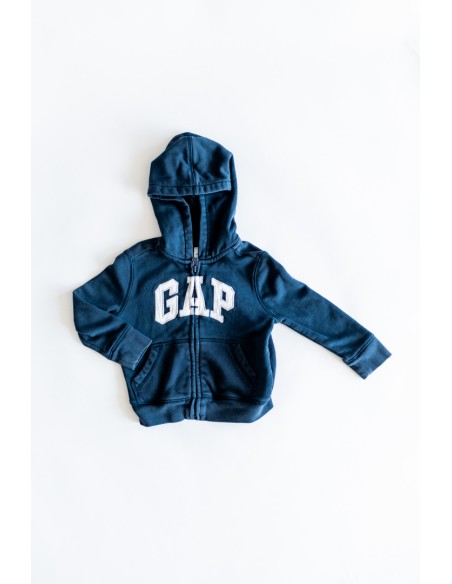 sweater azul letras gap