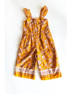 jumper mostaza con flores rosadas con cafe