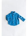 camisa azul de lino