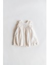 vestido blanco con lineas escarchadas rosadas