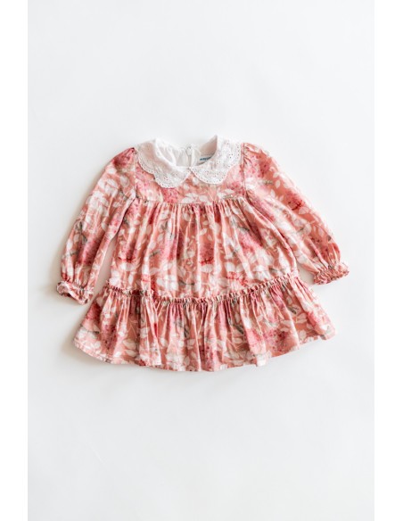 vestido rosado con flores en acuarela rosada, manga larga