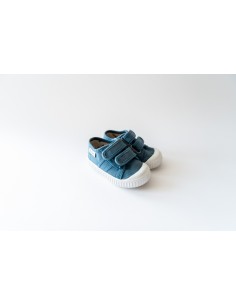 zapatos azules de velcro
