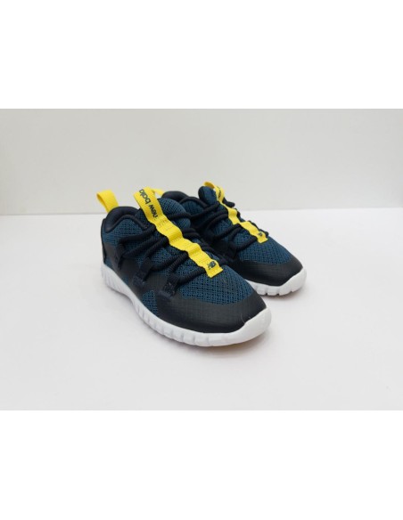 sneakers azules