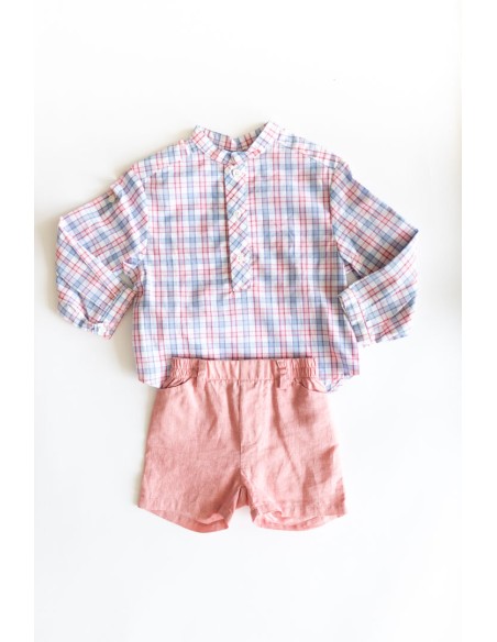 set short rosado y camisa cuadros rosados y celestes