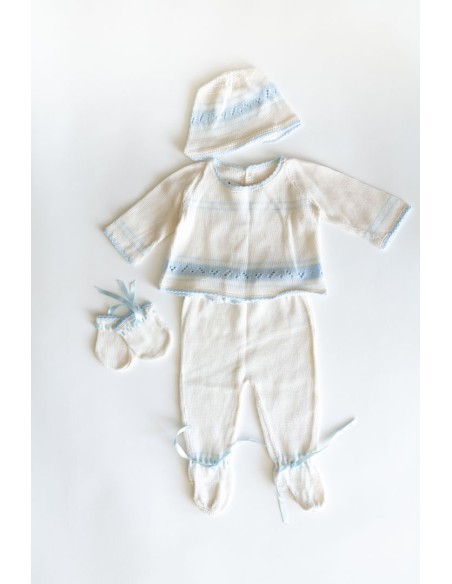 set beige con detalles celestes