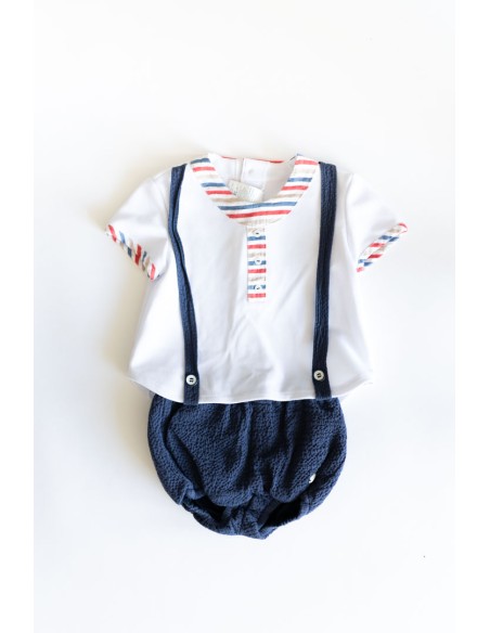 set camisa blanca con cuello de rayas azul rojo y beige con tirantes y short azul