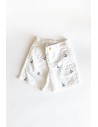 short blanco con anclas azules