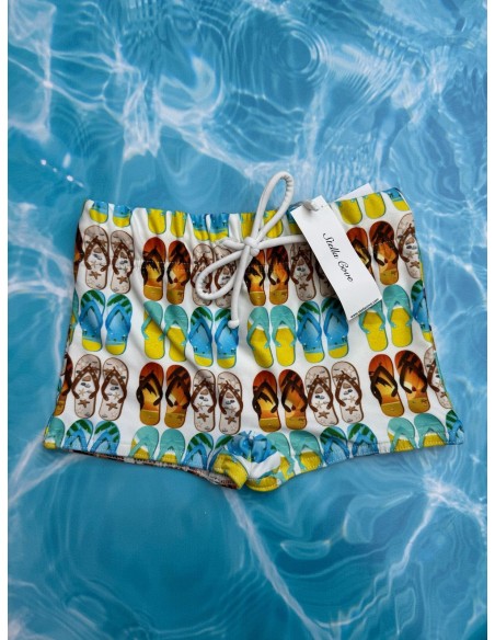 pantalon de baño zapatillas de playa