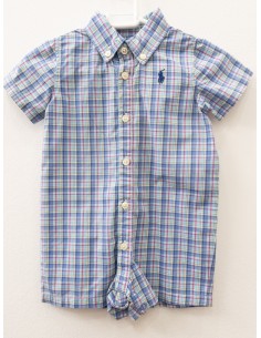 monito azul con cuadros rosados