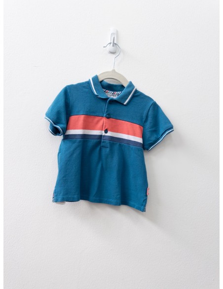 camisa tipo polo turquesa con franja rosada