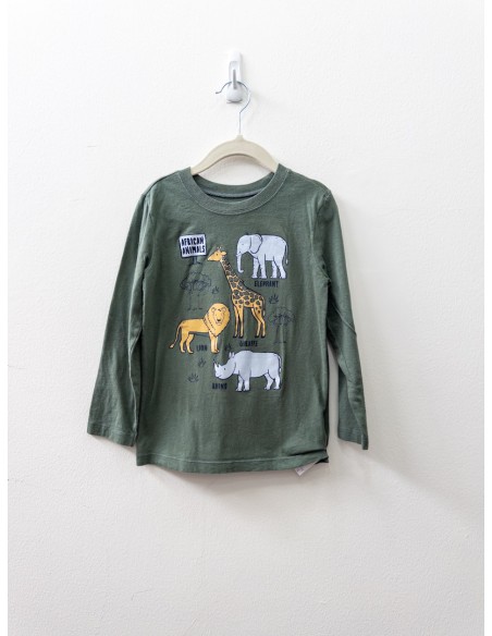camiseta manga larga verde con dibujos de animales