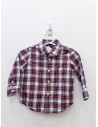 camisa cuadros rojos y blancos, con lineas moradas