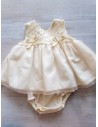 vestido con tul blanco