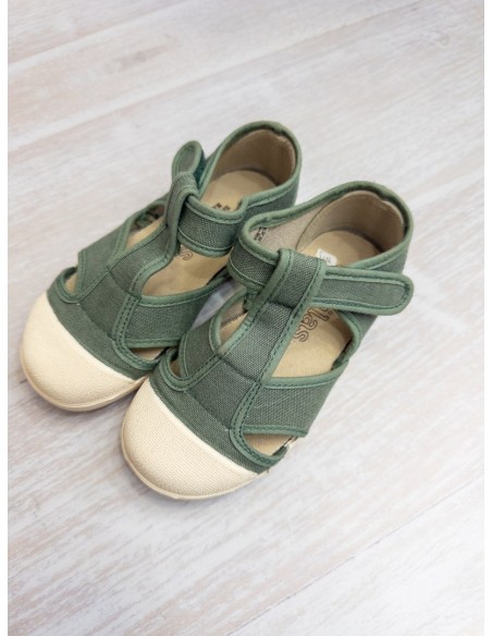 zapatos verde militar nuevos