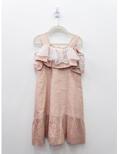 vestido seda rosado con encaje blanco en cuelo