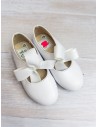 zapatos blancos con lazo