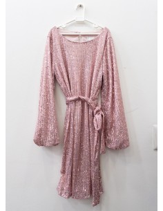 vestido rosado de lentejuelas