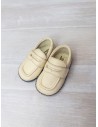 mocasines blancos