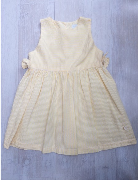 vestido amarillo