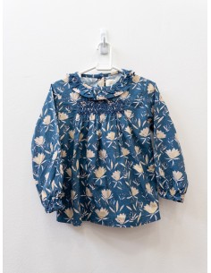 top manga larga turquesa con flores beige