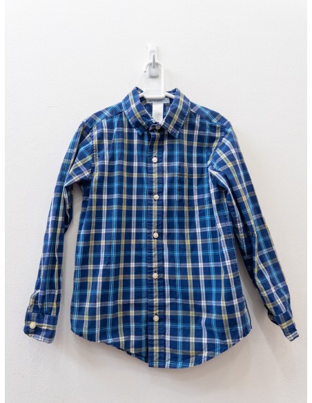 camisa azul y cuadros azules con amarillas
