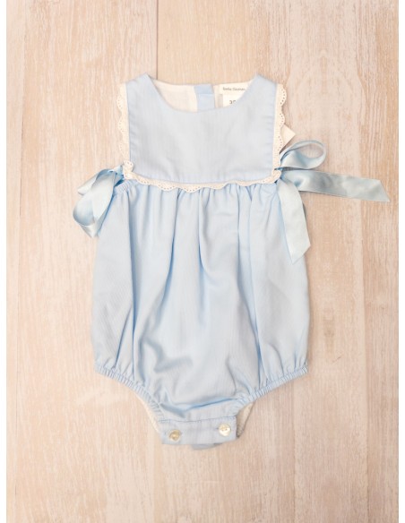 enterizo celeste con lazos celestes