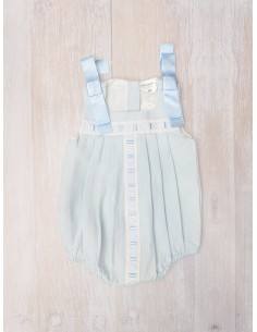 enterizo celeste con detalles blancos y cintas