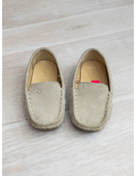mocasines grises