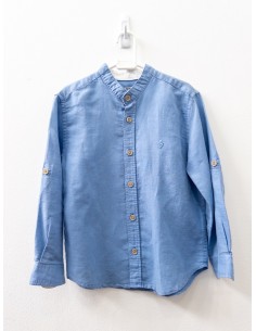 set short rayas rojos y blancos y camisa celeste