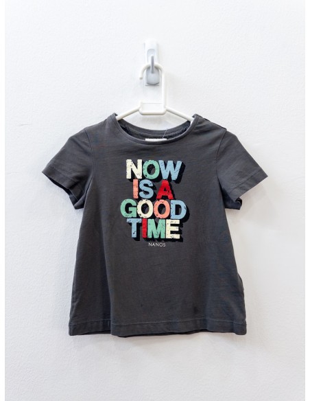 camiseta gris now is a good time