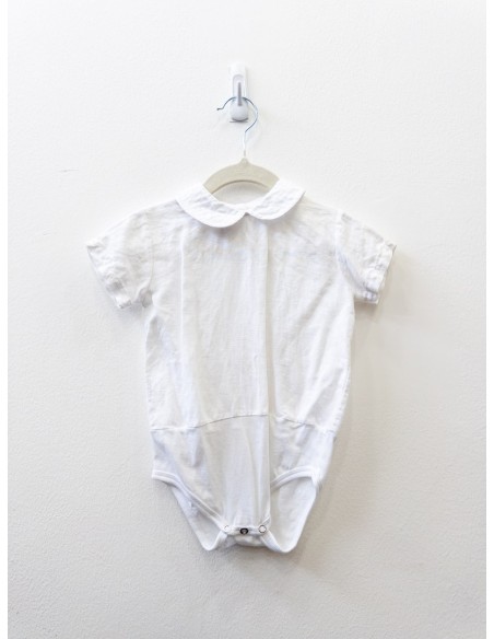 set romper rayas rojas y camisa blanca