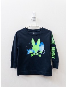 camiseta manga larga negra con conejo verde