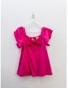 camiseta fucsia con lazo