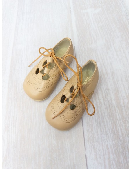 zapatos beige