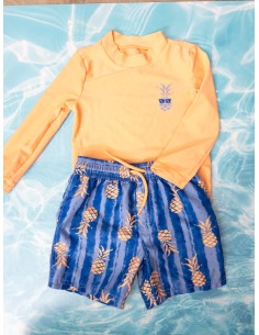 set camisa de agua salmon y pantalon de baño azul con piñas salmon