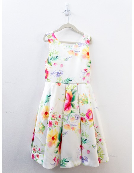 vestido de pintado de acuarelas