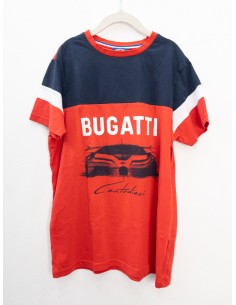 camiseta roja con carro