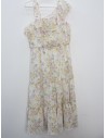 vestido blanco con flores rosadas y amarillas
