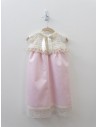 vestido rosado con bordado beige