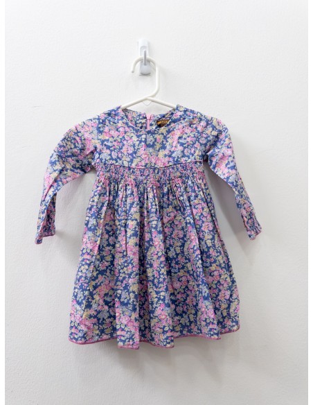 vestido azul con flores rosadas y verdes